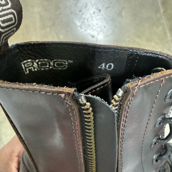 Boots - Picture 8 of 8